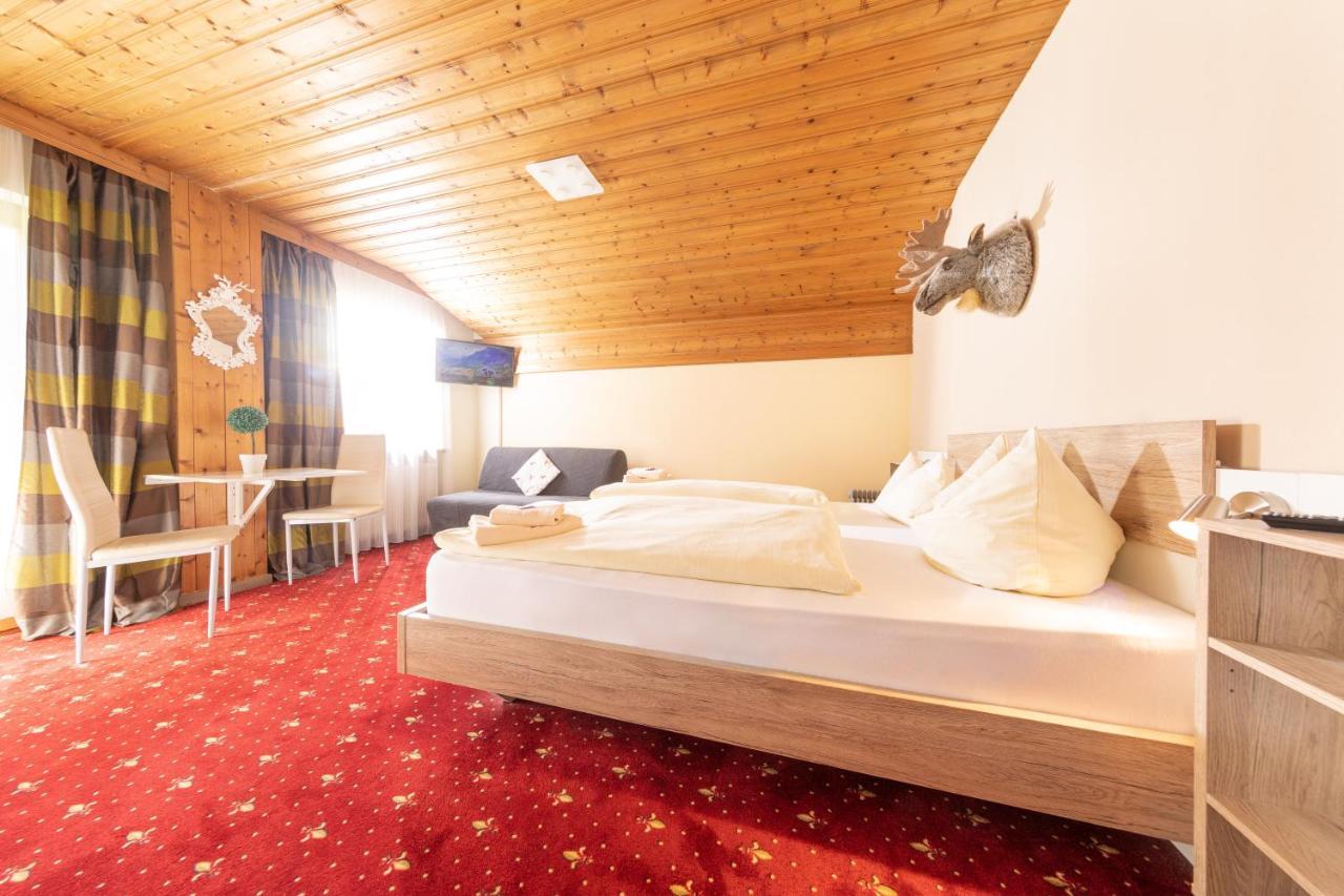 T3 Pension Wald am Arlberg Exterior foto