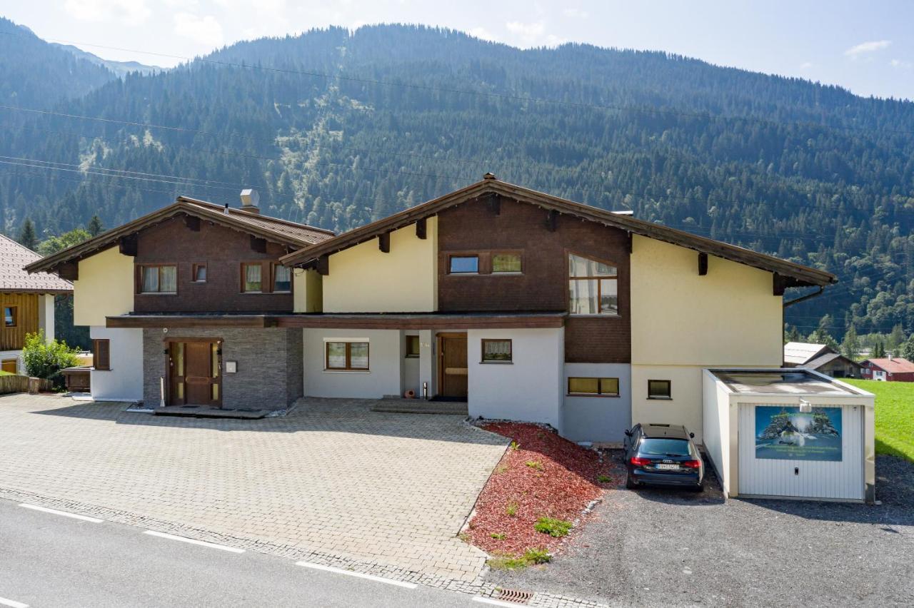 T3 Pension Wald am Arlberg Exterior foto